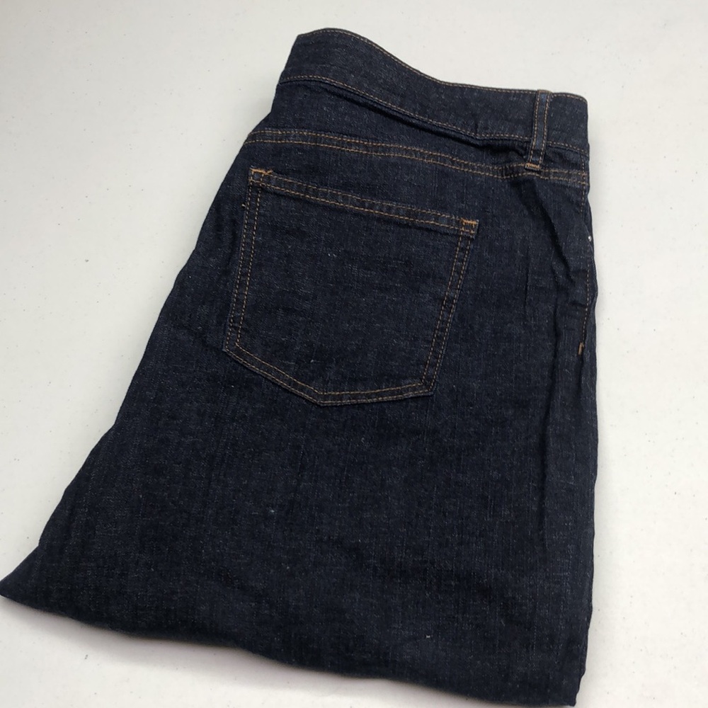 LIKE NEW RICKIS DARKWASH HIGH-RISE CROP JEANS 14/32x17 ⭐️